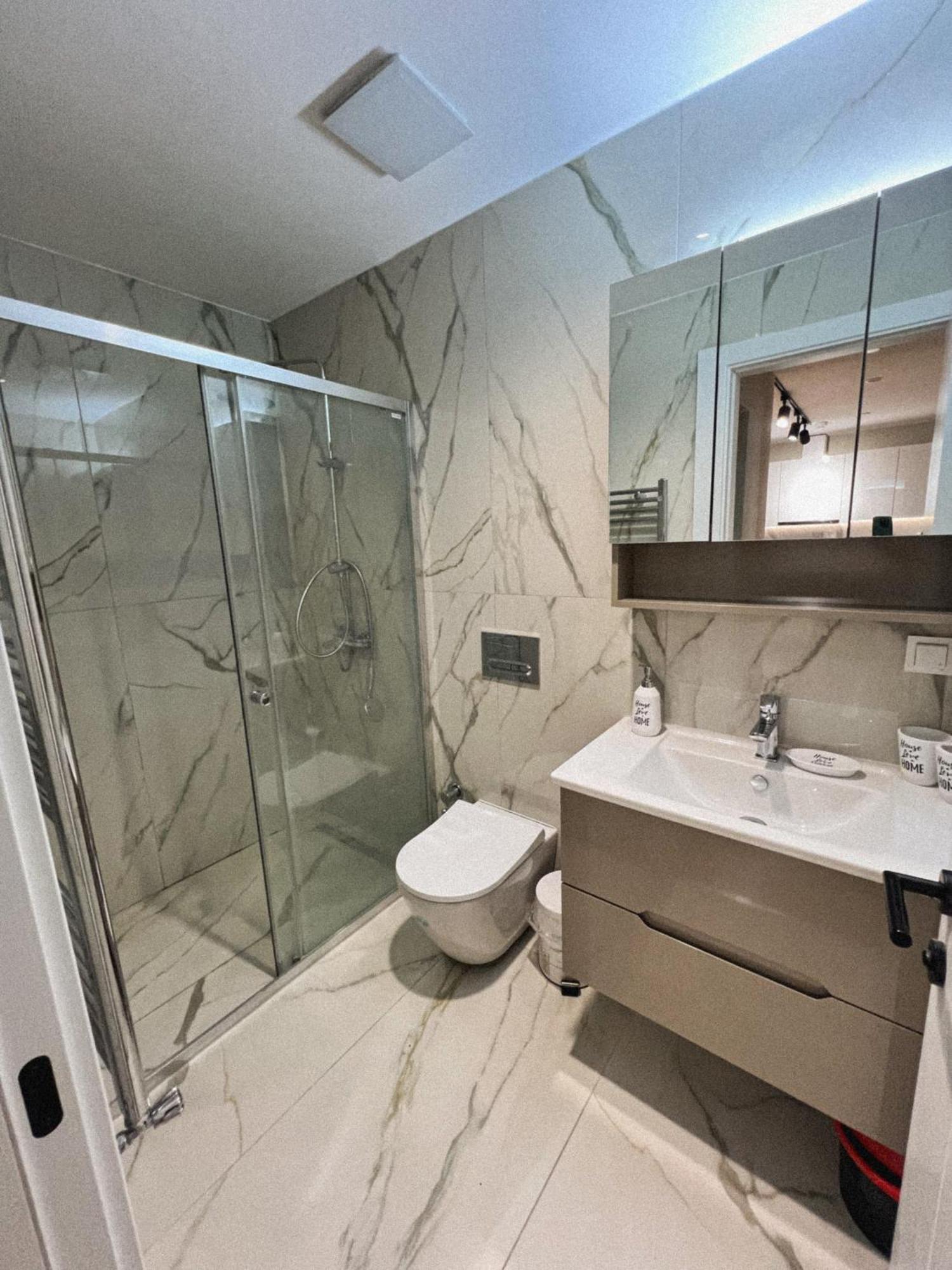180° View Apartment In Diamond Building 스코페 외부 사진