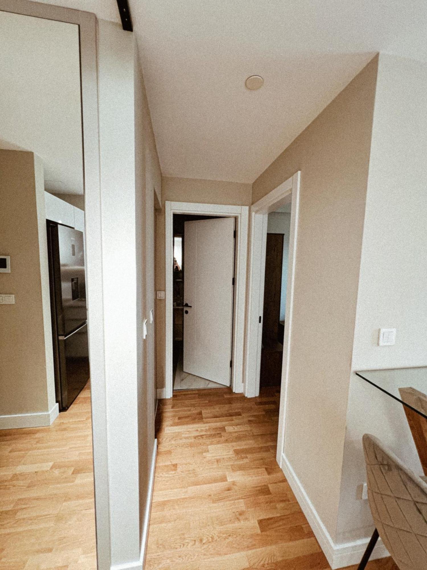 180° View Apartment In Diamond Building 스코페 외부 사진